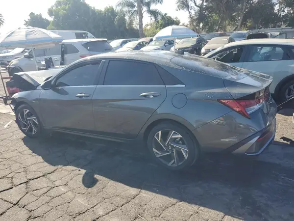 KMHLS4DG5RU690979 2024 HYUNDAI ELANTRA - Image 2