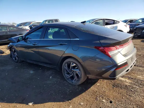KMHLS4DG5RU697527 2024 HYUNDAI ELANTRA - Image 2