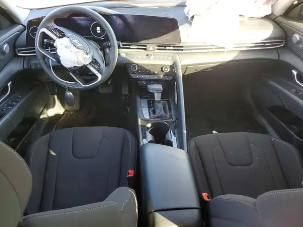 KMHLS4DG5RU697527 2024 HYUNDAI ELANTRA - Image 8