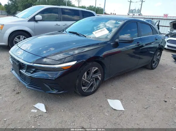 KMHLS4DG5RU699083 2024 HYUNDAI ELANTRA - Image 2
