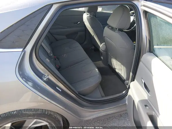 KMHLS4DG5RU711751 2024 HYUNDAI ELANTRA - Image 8