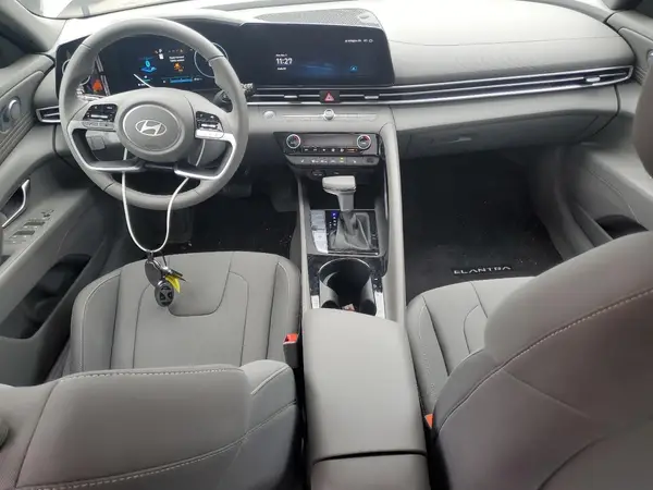 KMHLS4DG5RU716741 2024 HYUNDAI ELANTRA - Image 8