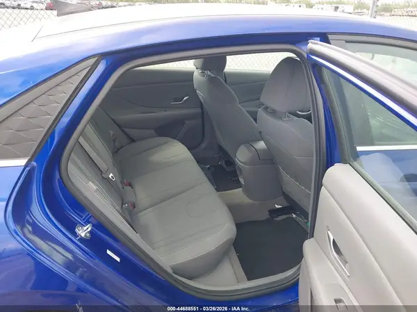 KMHLS4DG5RU721342 2024 HYUNDAI ELANTRA - Image 8