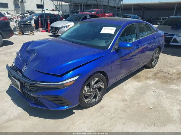 KMHLS4DG5RU724418 2024 HYUNDAI ELANTRA - Image 2