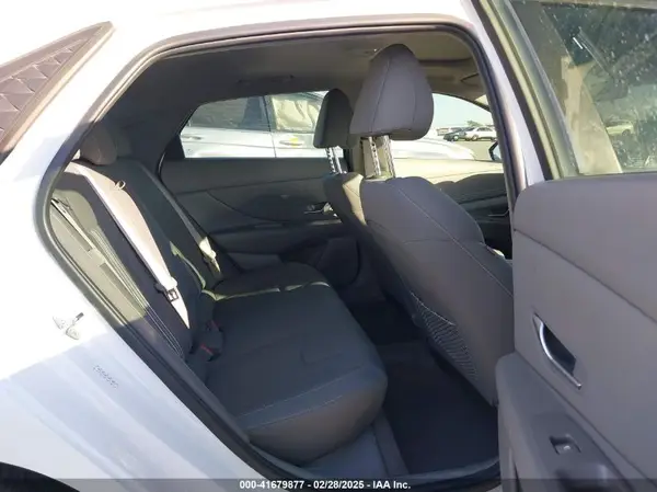 KMHLS4DG5RU727528 2024 HYUNDAI ELANTRA - Image 8