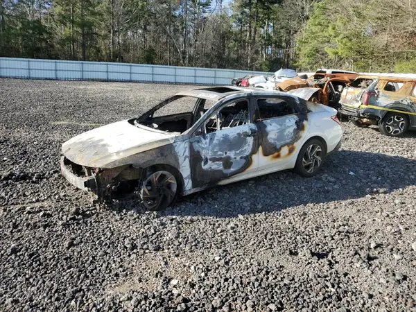 KMHLS4DG5RU727710 2024 HYUNDAI ELANTRA - Image 1