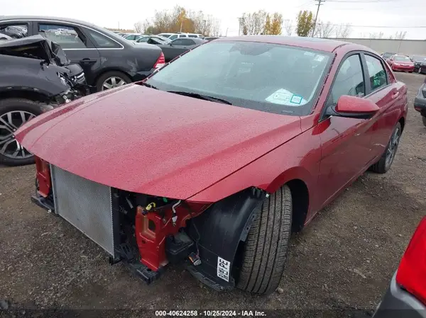 KMHLS4DG5RU747309 2024 HYUNDAI ELANTRA - Image 2