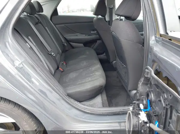 KMHLS4DG5RU754518 2024 HYUNDAI ELANTRA - Image 8