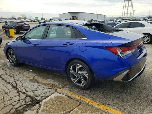 KMHLS4DG5RU764675 2024 HYUNDAI ELANTRA - Image 2