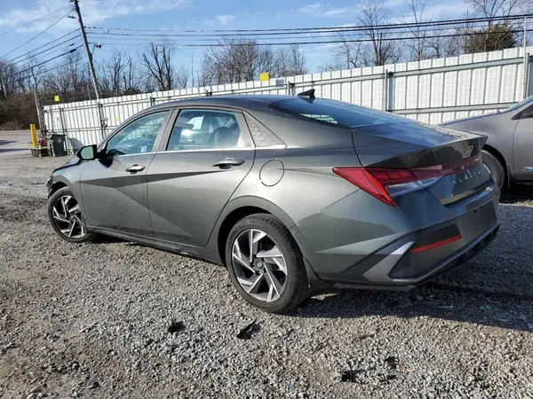 KMHLS4DG5RU772940 2024 HYUNDAI ELANTRA - Image 2