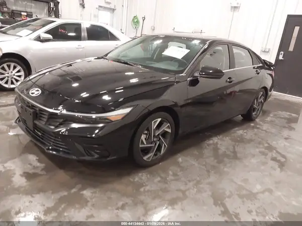 KMHLS4DG5RU778835 2024 HYUNDAI ELANTRA - Image 2