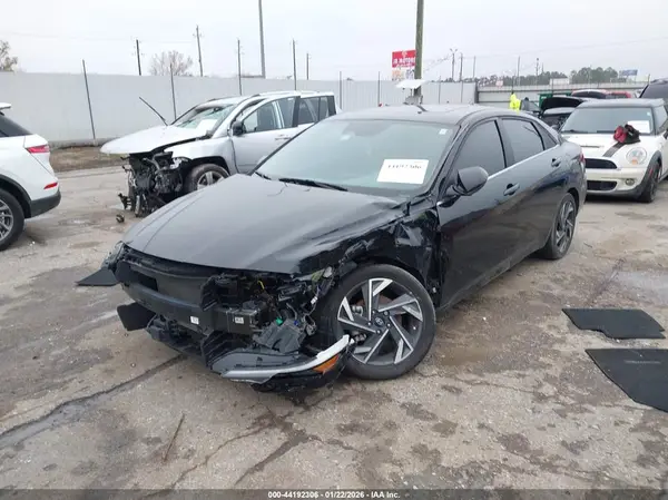KMHLS4DG5RU785364 2024 HYUNDAI ELANTRA - Image 2