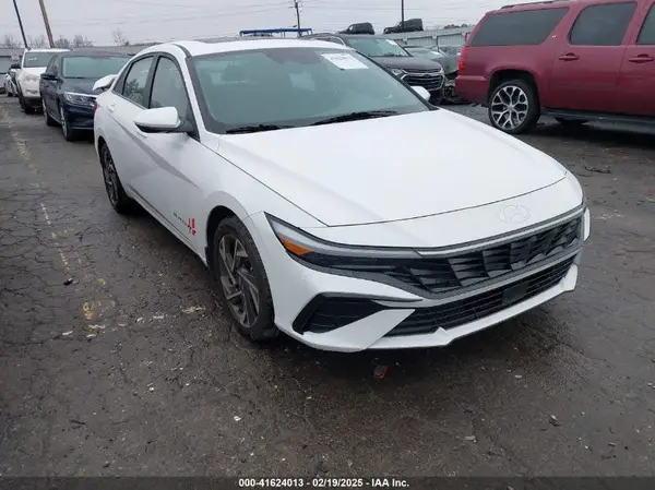 KMHLS4DG5RU793254 2024 HYUNDAI ELANTRA - Image 1
