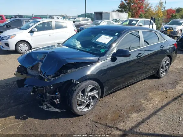 KMHLS4DG5RU821442 2024 HYUNDAI ELANTRA - Image 2