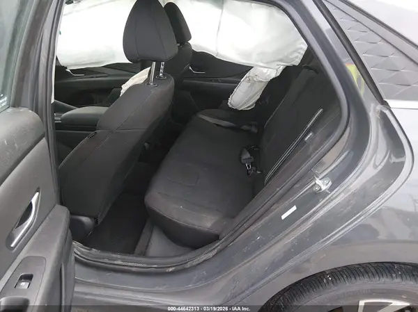KMHLS4DG5RU824776 2024 HYUNDAI ELANTRA - Image 8