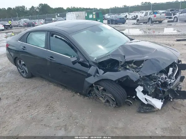 KMHLS4DG5RU828603 2024 HYUNDAI ELANTRA - Image 1