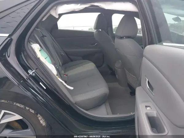 KMHLS4DG5RU828603 2024 HYUNDAI ELANTRA - Image 8