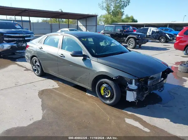 KMHLS4DG5RU829556 2024 HYUNDAI ELANTRA - Image 1