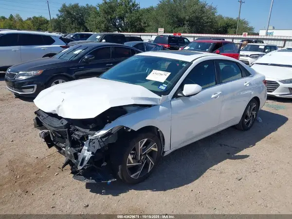 KMHLS4DG5SU002341 2025 HYUNDAI ELANTRA - Image 2