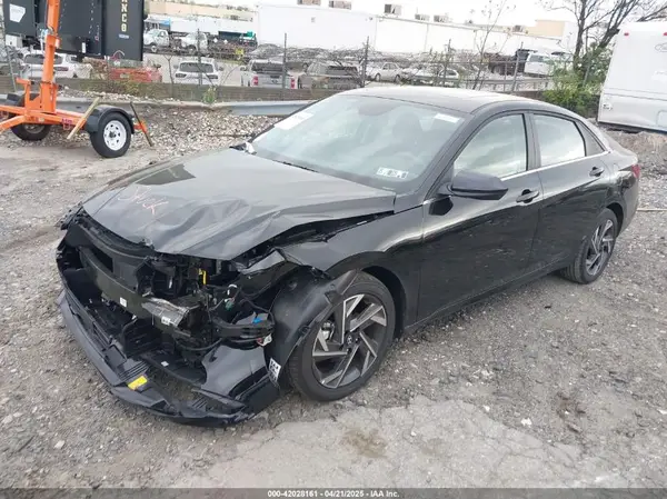 KMHLS4DG5SU853801 2025 HYUNDAI ELANTRA - Image 2