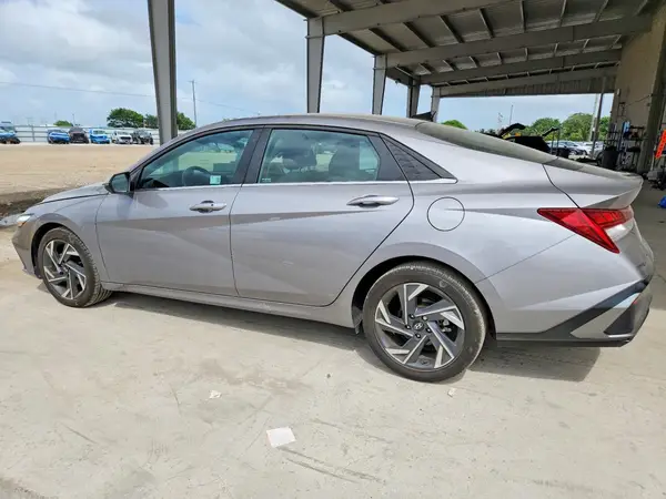 KMHLS4DG5SU877144 2025 HYUNDAI ELANTRA - Image 2