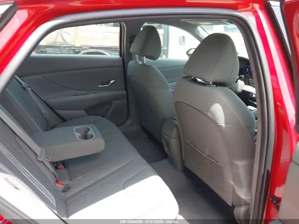 KMHLS4DG5SU880271 2025 HYUNDAI ELANTRA - Image 8