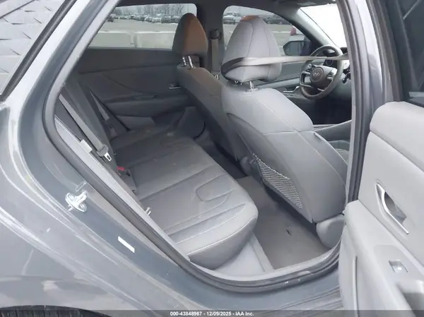 KMHLS4DG5SU885115 2025 HYUNDAI ELANTRA - Image 8