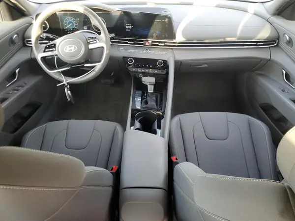KMHLS4DG5SU888760 2025 HYUNDAI ELANTRA - Image 8