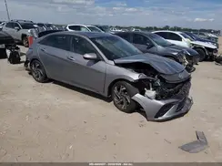KMHLS4DG5SU909879 2025 HYUNDAI ELANTRA