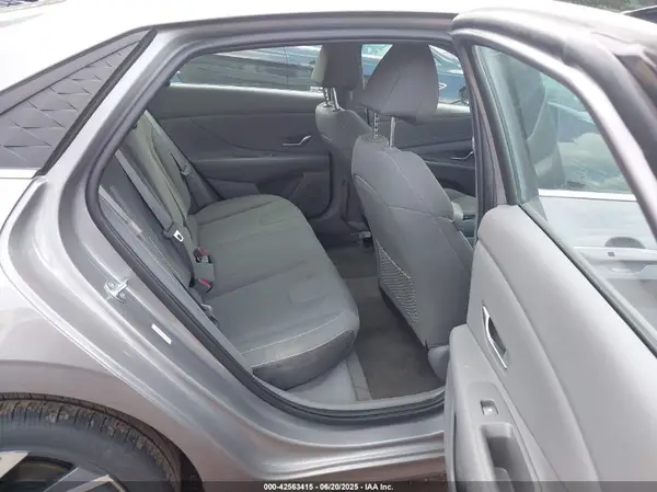KMHLS4DG5SU919506 2025 HYUNDAI ELANTRA - Image 8