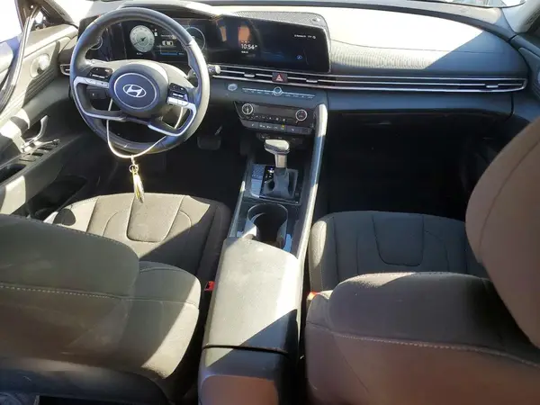 KMHLS4DG5SU946852 2025 HYUNDAI ELANTRA - Image 8