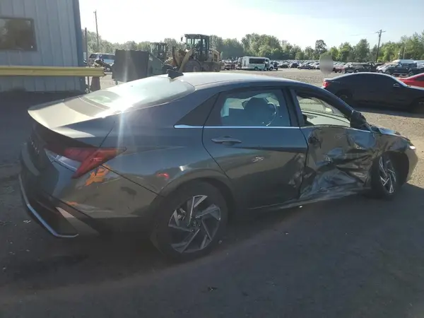 KMHLS4DG5SU949640 2025 HYUNDAI ELANTRA - Image 2