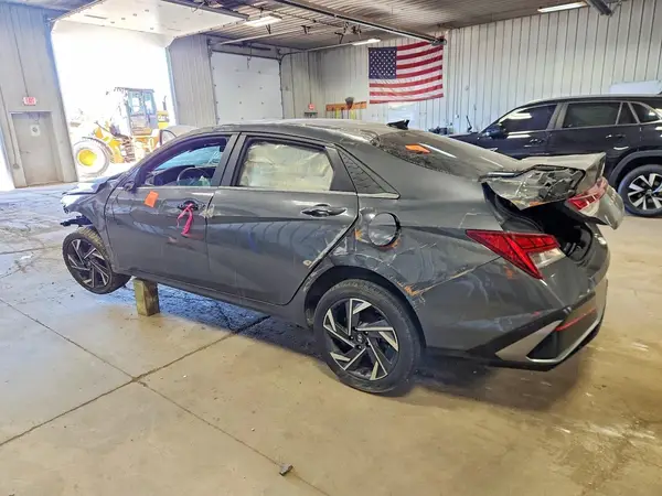 KMHLS4DG6RU643587 2024 HYUNDAI ELANTRA - Image 2
