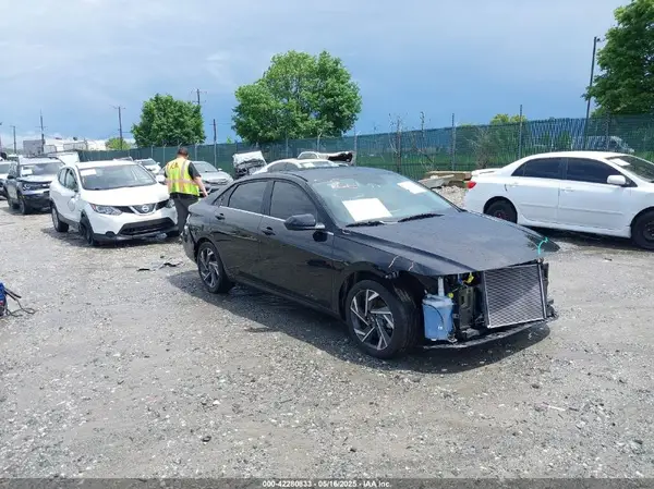 KMHLS4DG6RU655559 2024 HYUNDAI ELANTRA - Image 1