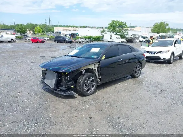 KMHLS4DG6RU655559 2024 HYUNDAI ELANTRA - Image 2