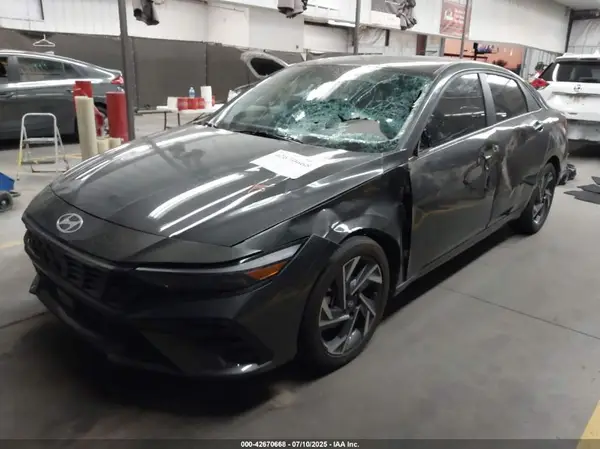 KMHLS4DG6RU673771 2024 HYUNDAI ELANTRA - Image 2