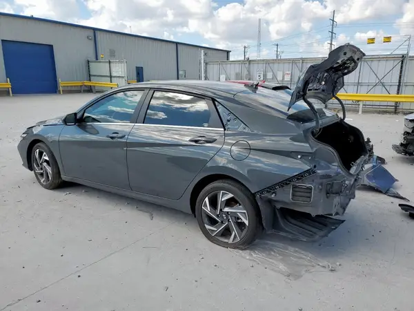 KMHLS4DG6RU675052 2024 HYUNDAI ELANTRA - Image 2