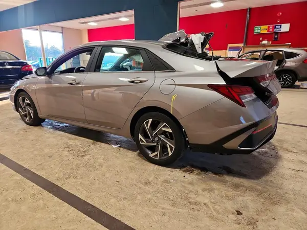KMHLS4DG6RU716148 2024 HYUNDAI ELANTRA - Image 2