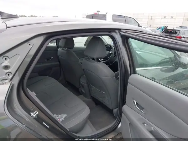 KMHLS4DG6RU745651 2024 HYUNDAI ELANTRA - Image 8