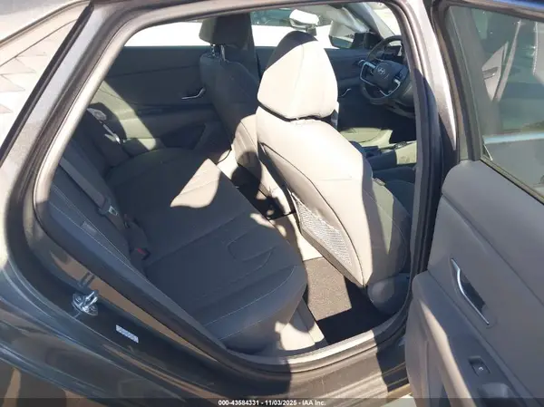 KMHLS4DG6RU784370 2024 HYUNDAI ELANTRA - Image 8