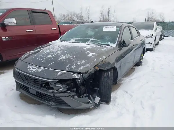 KMHLS4DG6RU811504 2024 HYUNDAI ELANTRA - Image 2