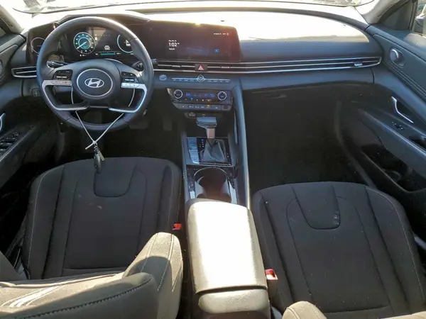 KMHLS4DG6RU834975 2024 HYUNDAI ELANTRA - Image 8