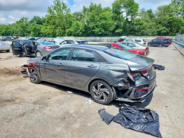 KMHLS4DG6RU841375 2024 HYUNDAI ELANTRA - Image 2