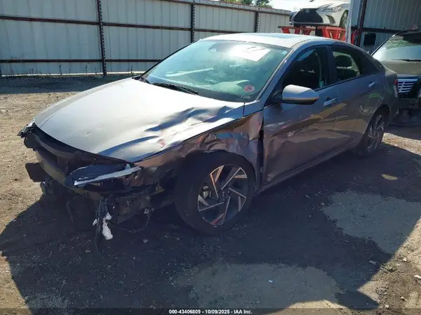 KMHLS4DG6RU844373 2024 HYUNDAI ELANTRA - Image 2
