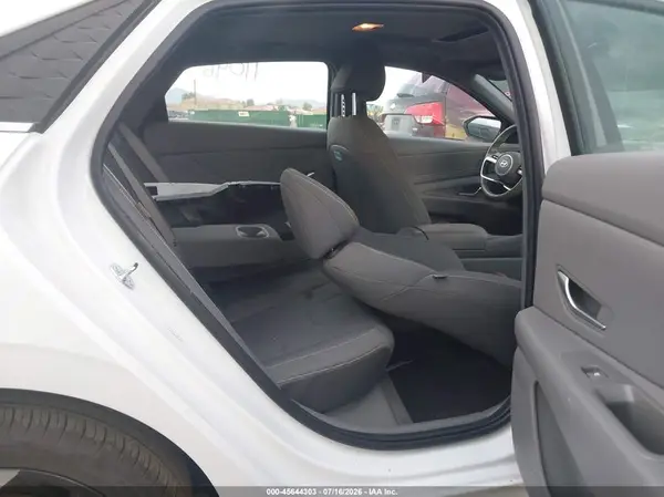 KMHLS4DG6SU007760 2025 HYUNDAI ELANTRA - Image 8
