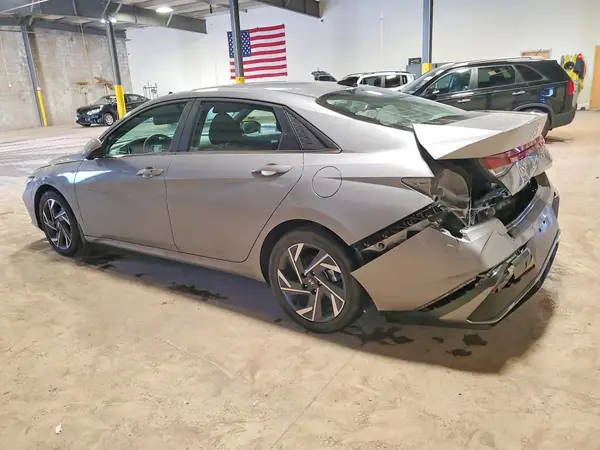 KMHLS4DG6SU013879 2025 HYUNDAI ELANTRA - Image 2