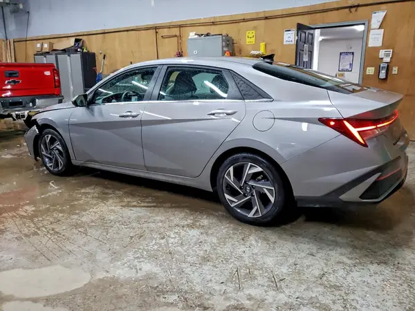 KMHLS4DG6SU031864 2025 HYUNDAI ELANTRA - Image 2