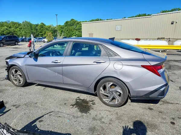 KMHLS4DG6SU856478 2025 HYUNDAI ELANTRA - Image 2