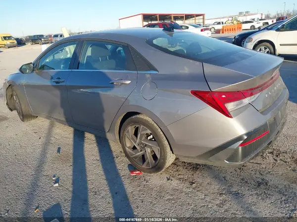 KMHLS4DG6SU862684 2025 HYUNDAI ELANTRA - Image 2