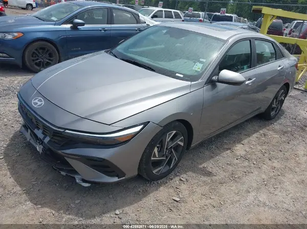 KMHLS4DG6SU866136 2025 HYUNDAI ELANTRA - Image 2